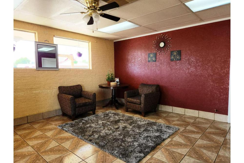 Econo Lodge Mena near Queen Wilhelmina State Park